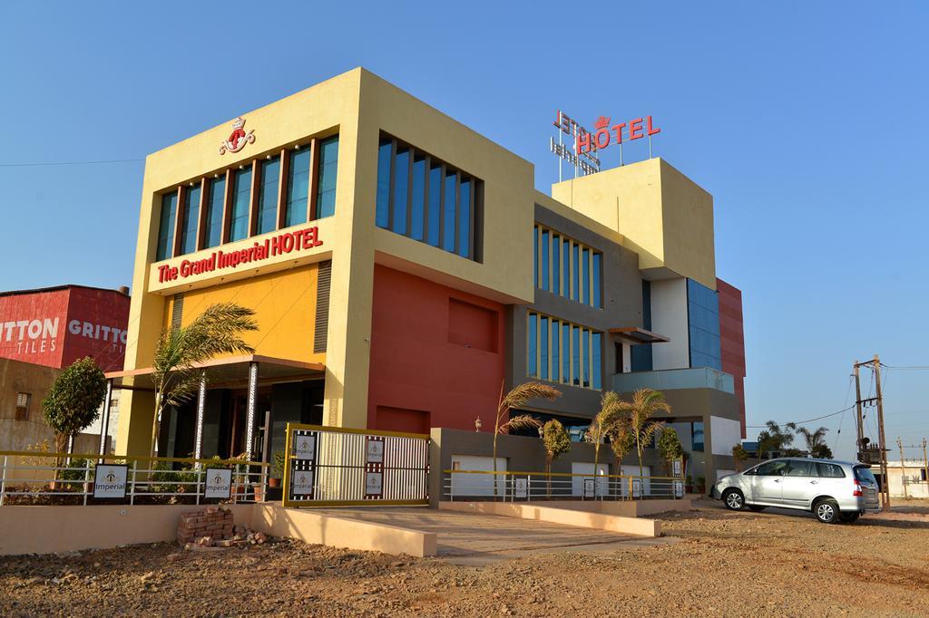 The Grand Imperial Hotel Morbi Exterior photo